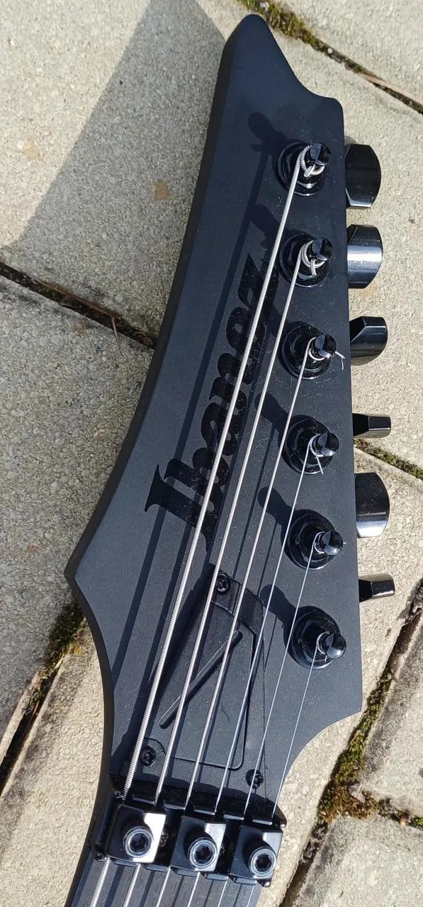 Ibanez RGBR620