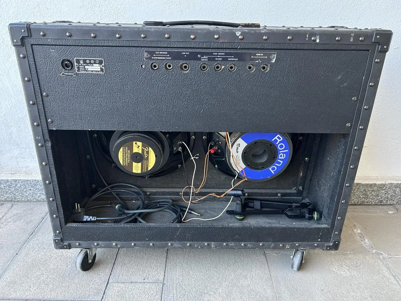 ROLAND Jazz Chorus JC-120