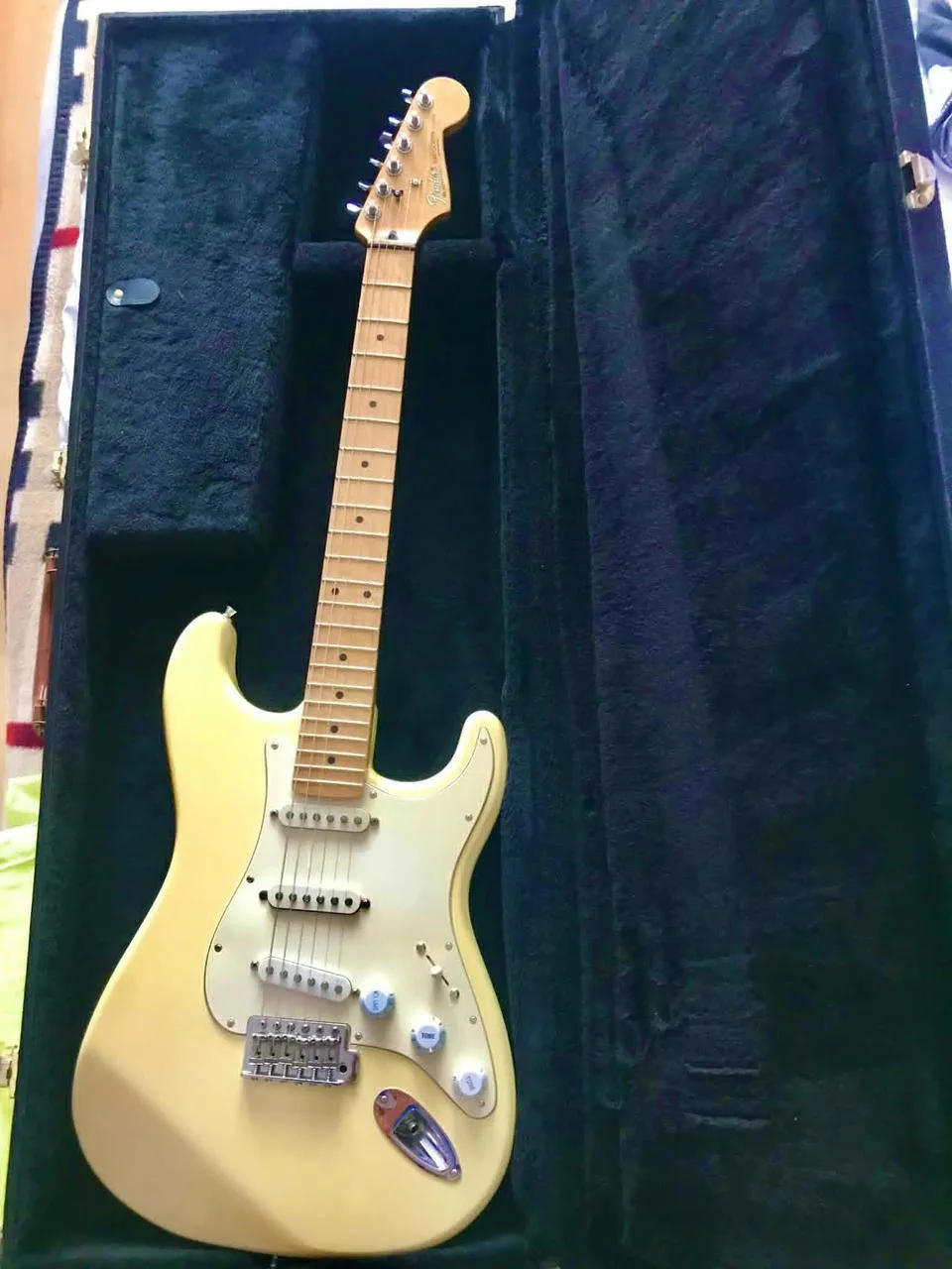 Fender Stratocaster Mexico 2004 Olympic White