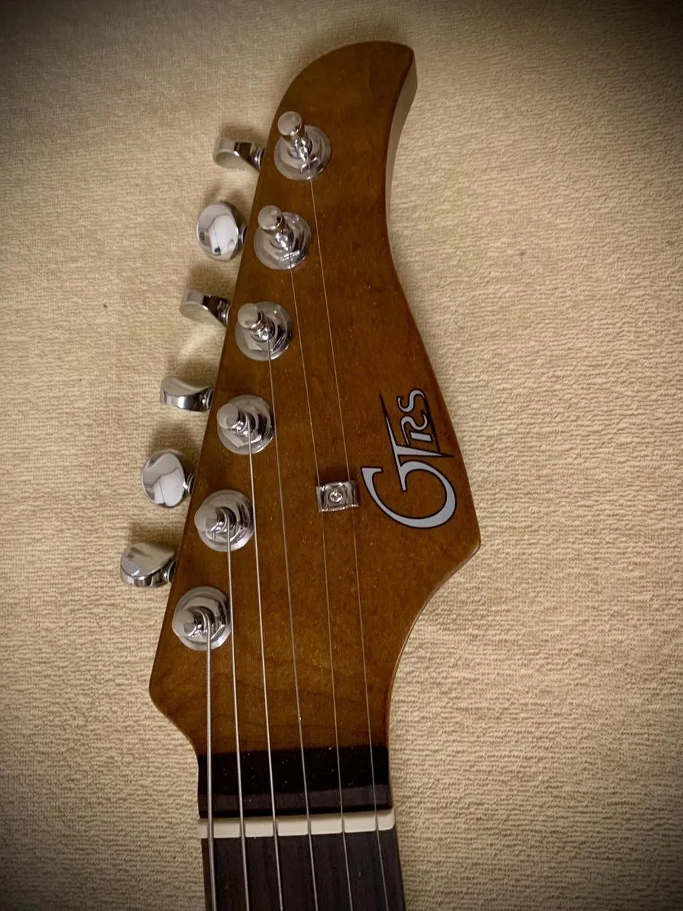 MOOER GTRS Standard 800 Elektrická kytara