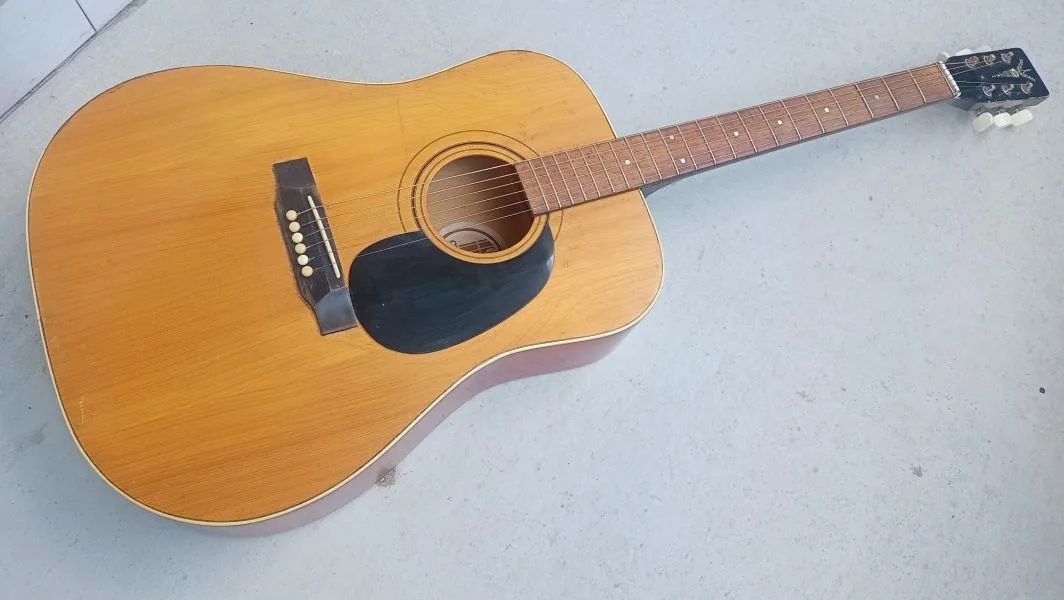 AKUSTICKÁ KYTARA CREMONA 4470 DREADNOUGHT (DÉČKO)