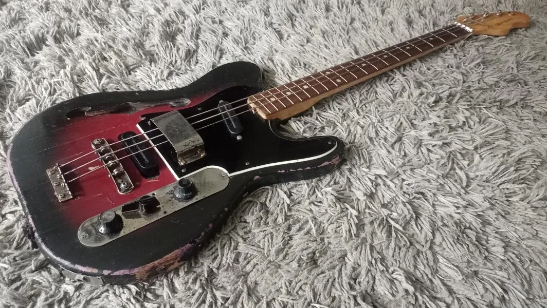 JOLANA IRIS BASS BASKYTARA