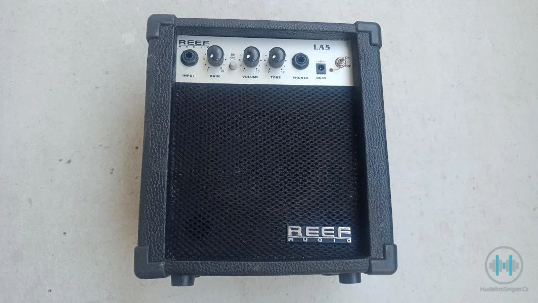 Kytarové kombo REEF Audio LA5 i na 9V baterii!