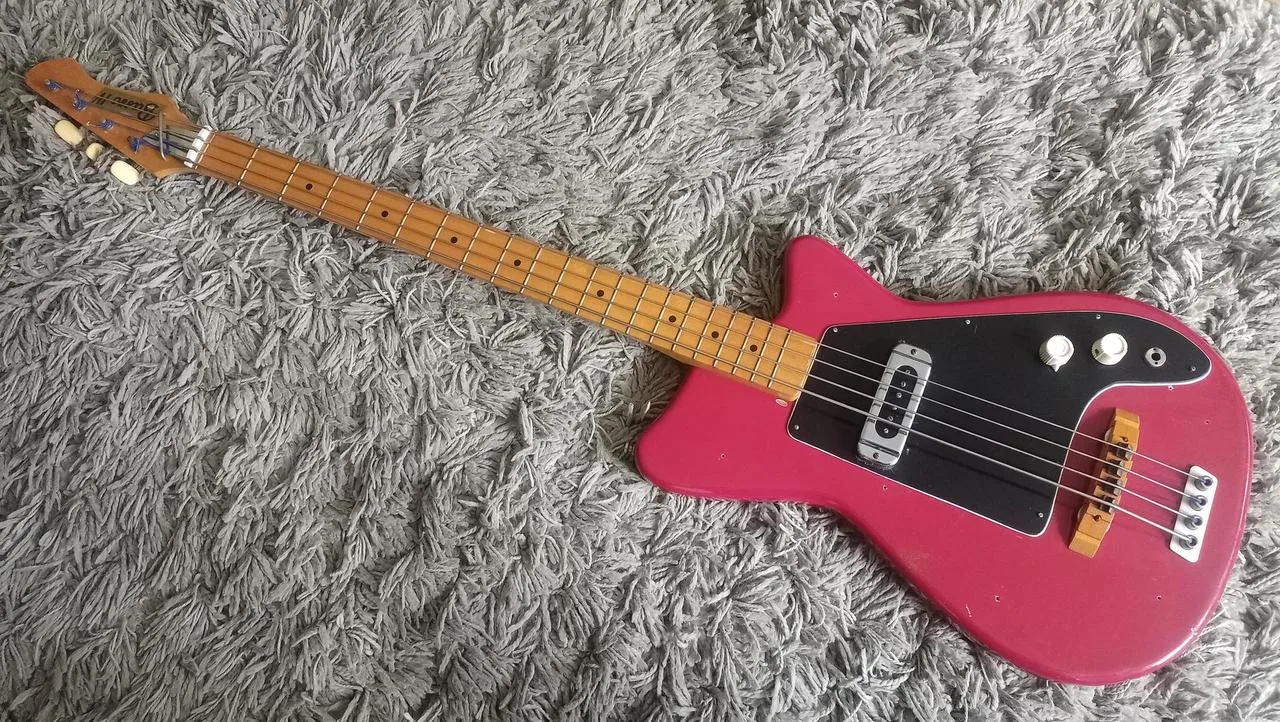 JOLANA BASS IV. + HLAZENÉ STRUNY