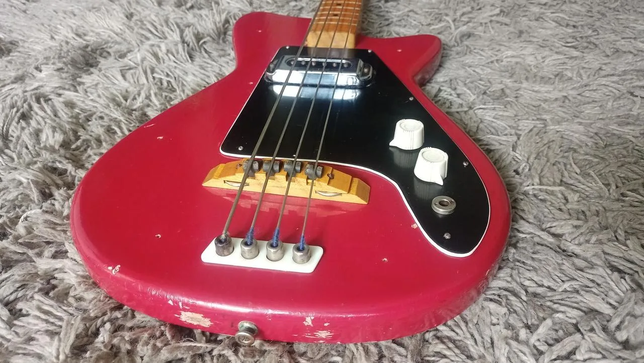 JOLANA BASS IV. + HLAZENÉ STRUNY