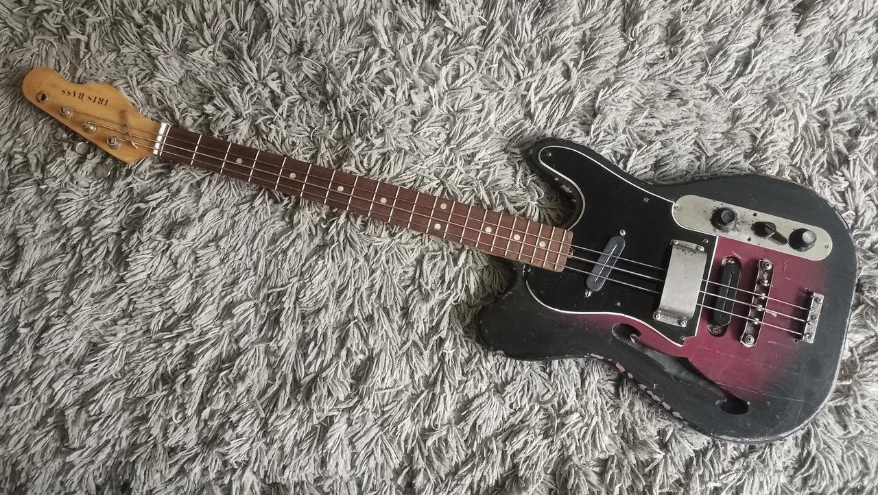 JOLANA IRIS BASS BASKYTARA
