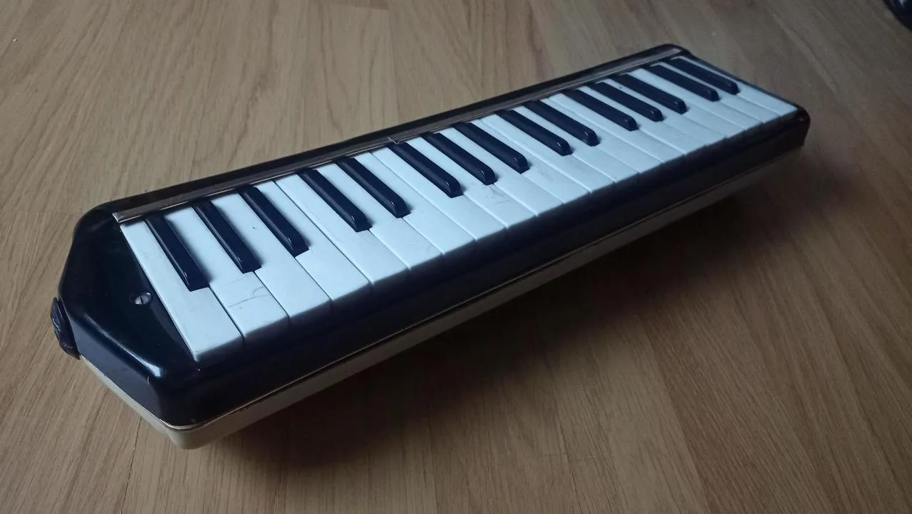 MELODIKA BOHEMIA klávesová foukací harmonika viz fotky