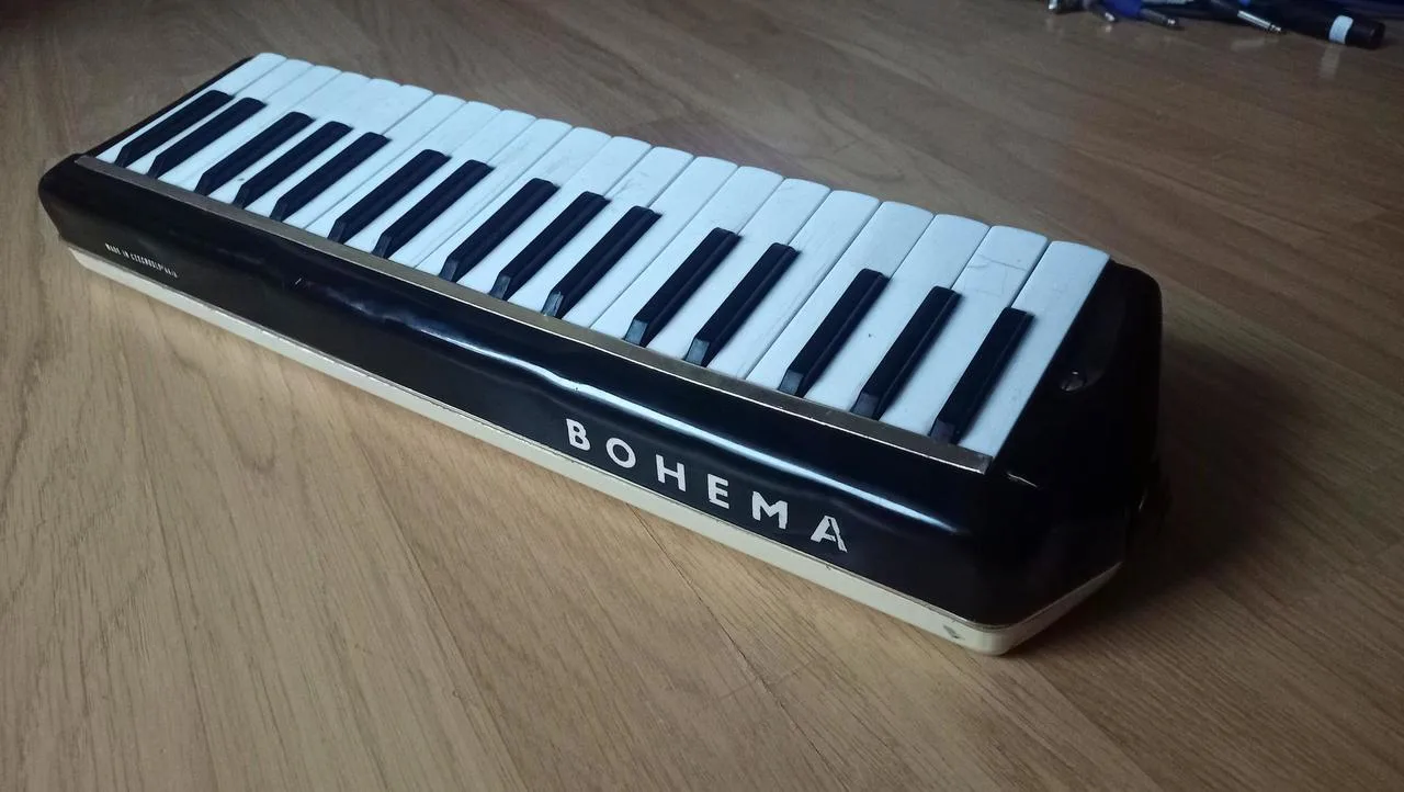 MELODIKA BOHEMIA klávesová foukací harmonika viz fotky