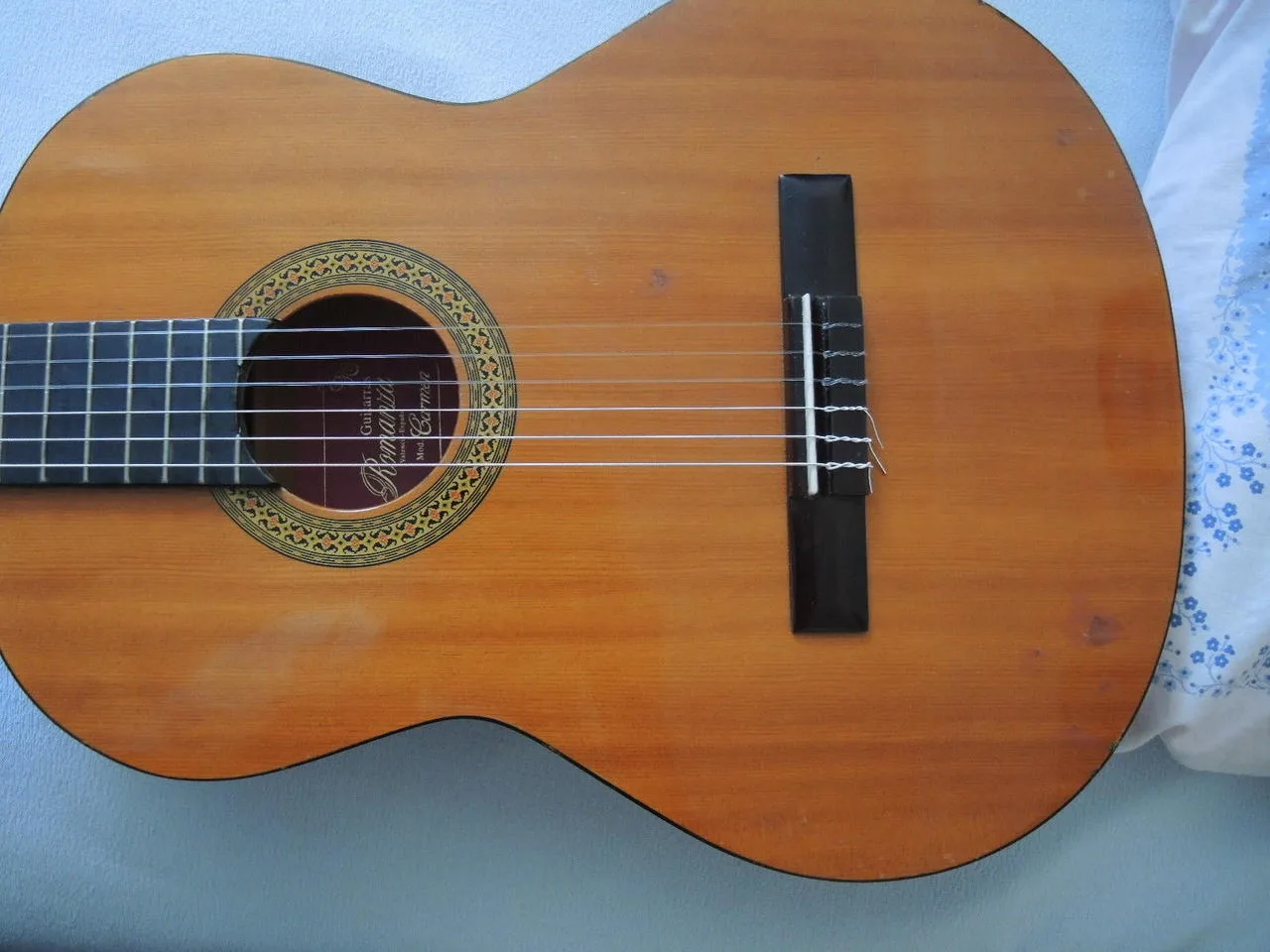 Kytara Romanza