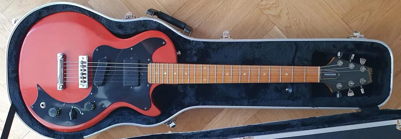 Vzácná kytara Gibson Marauder 1981