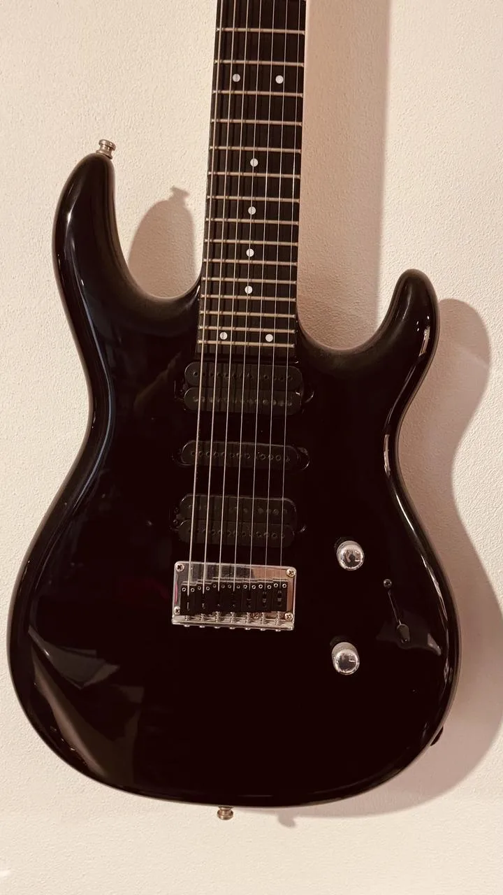 Carvin USA– 7strunný americký unikát