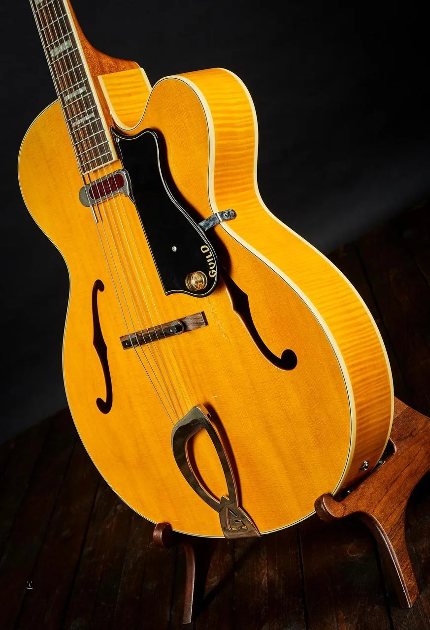 Guild Savoy A-150