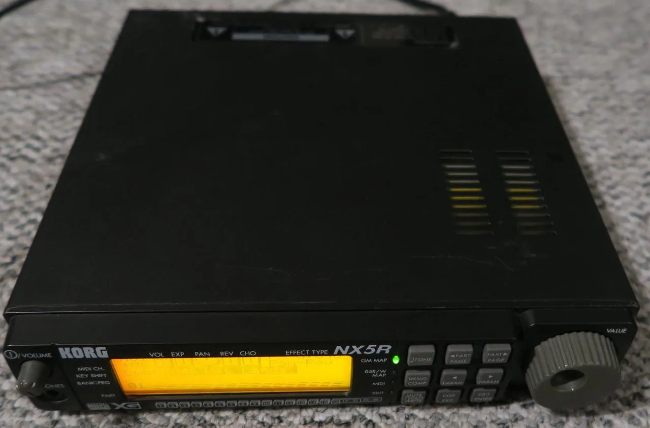 Prodám KORG NX5R