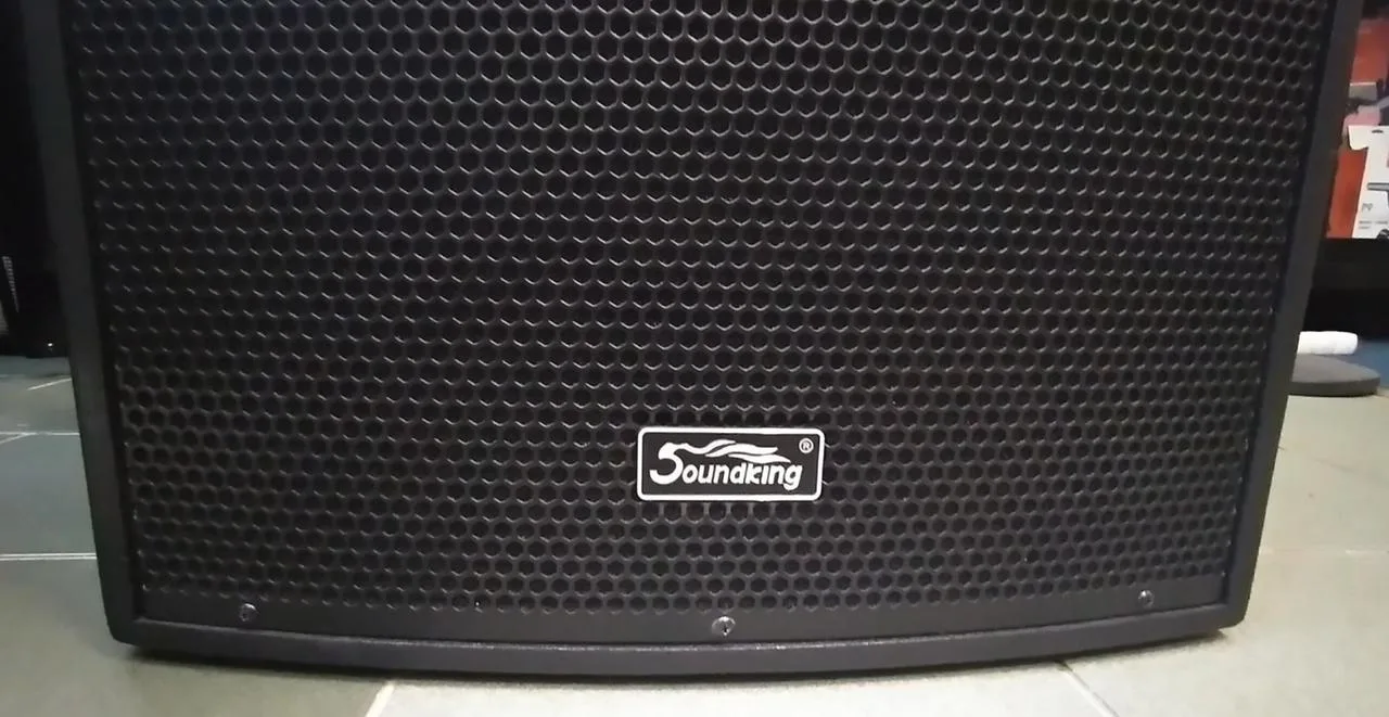 Soundking KV18SAD Aktivní subwoofer Sleva-nová cena!!