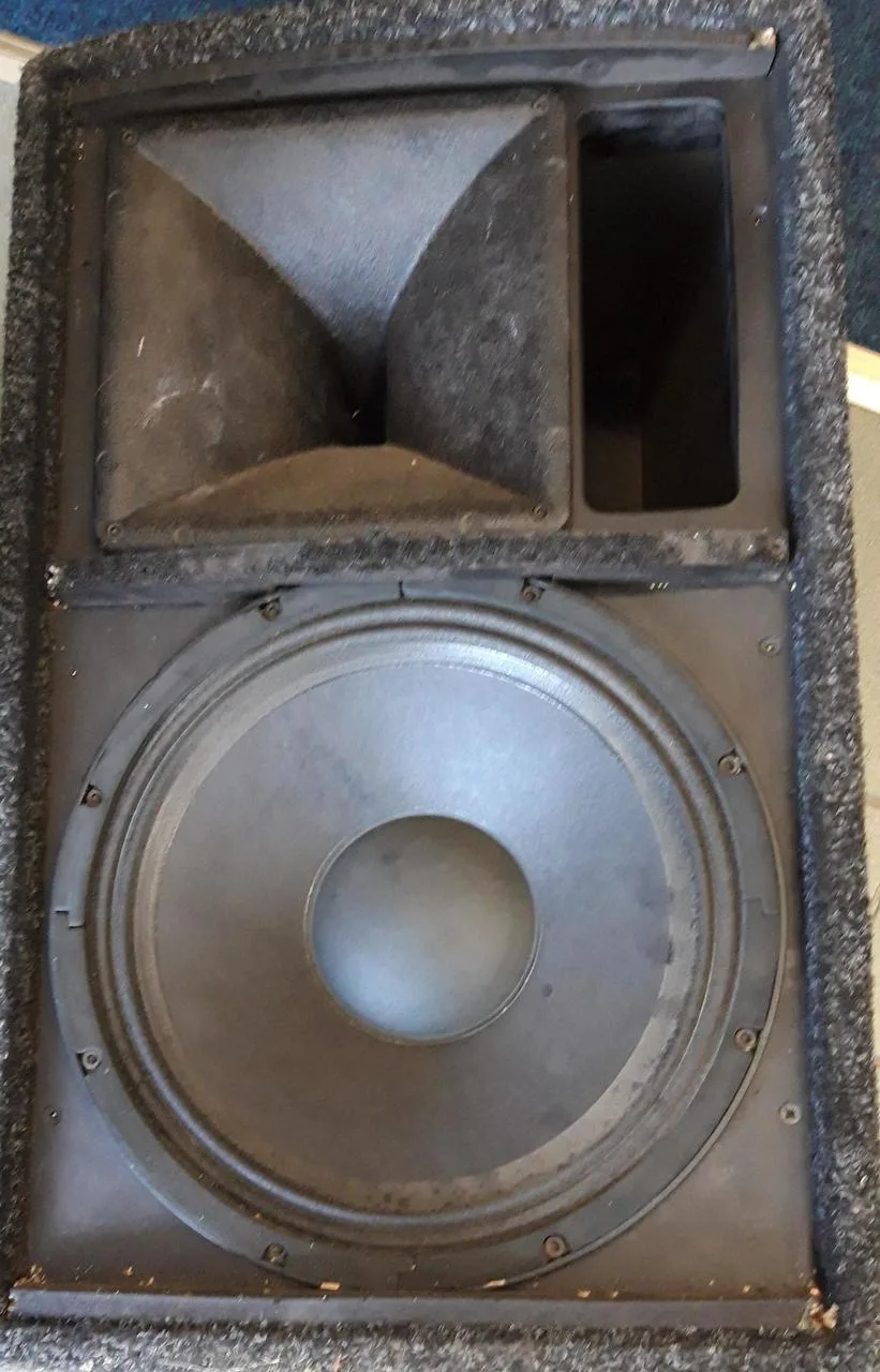 2x Reprobox B&C Speakers  Mid/Hi 350/700W - 8 Ohm Nová cena!