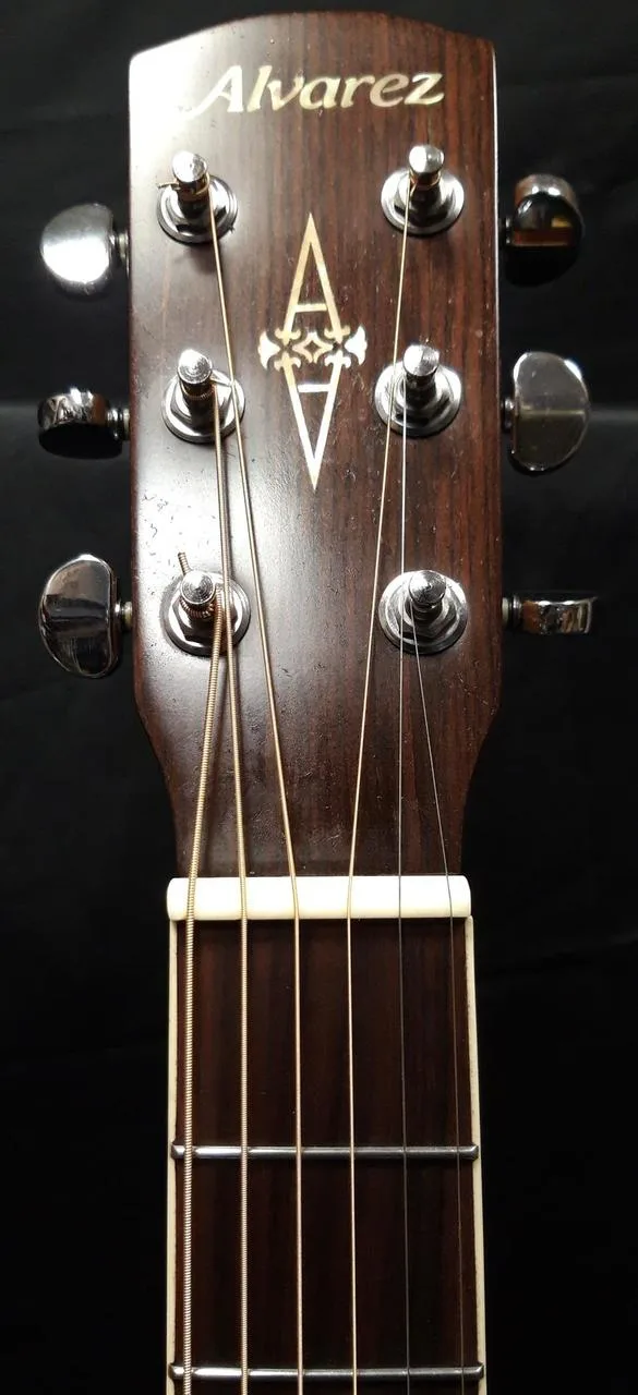 Alvarez AD60E 48SHB + pevný kufr