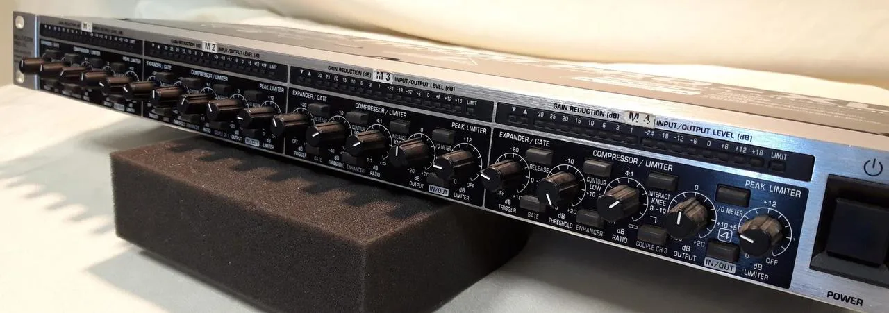 Behringer Multicom Pro XL MDX 4600