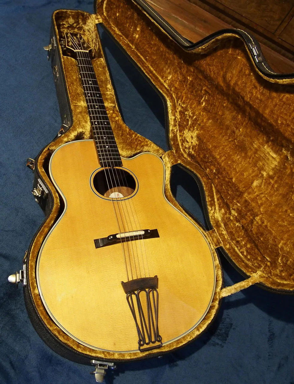 TAKAMINE archtop PT 015 1979 MIJ