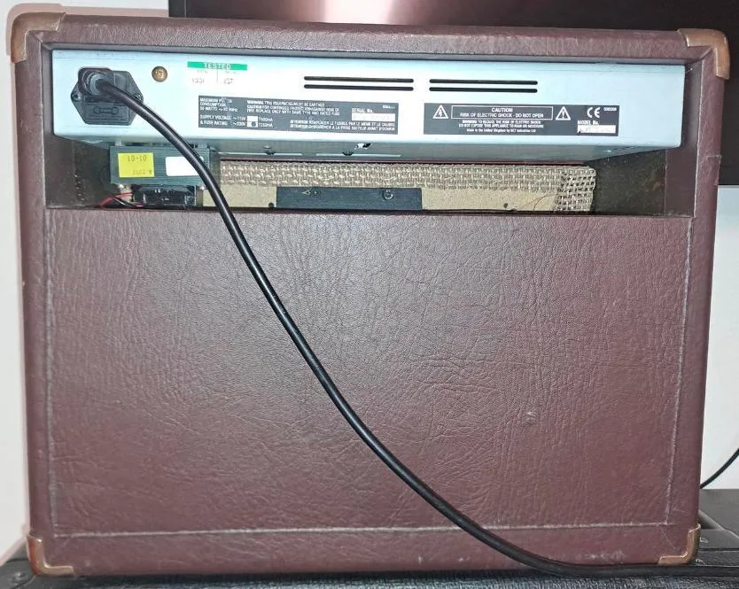 Elektroakustické kombo LANEY LA30C
