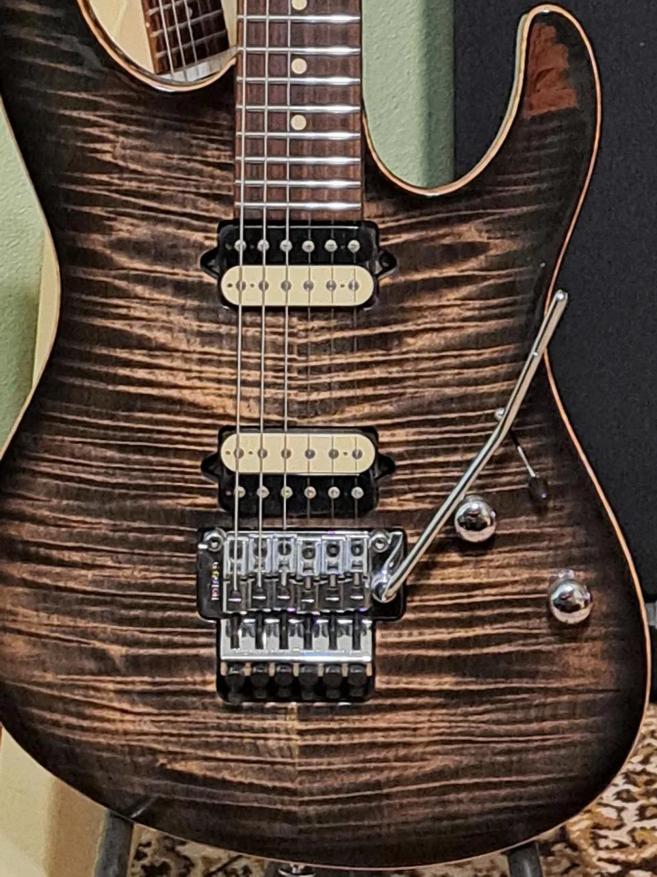 Suhr Modern M 5 USA boutique. Nová cena !!!!!!!!!