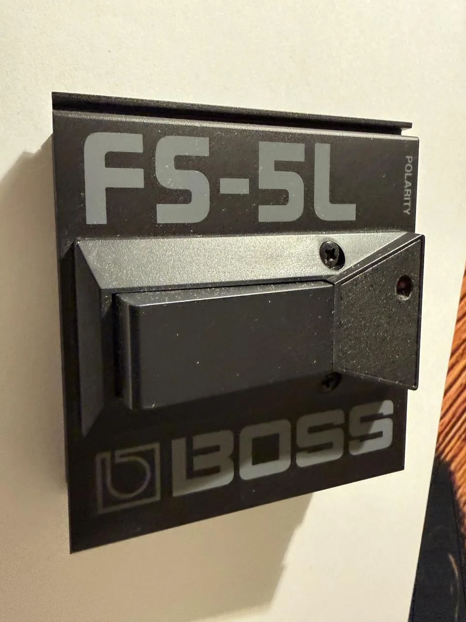 Přepínač BOSS FS-F5
