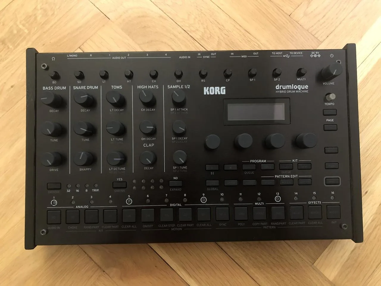 Korg Drumlogue