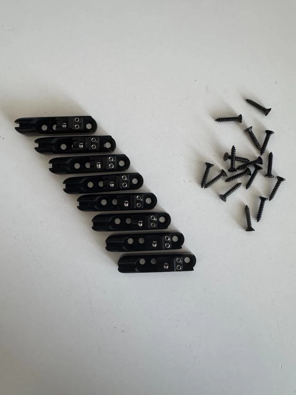 Kobylka ABM 3210B Single Guitar Bridge 8ks - REZERVOVANÉ