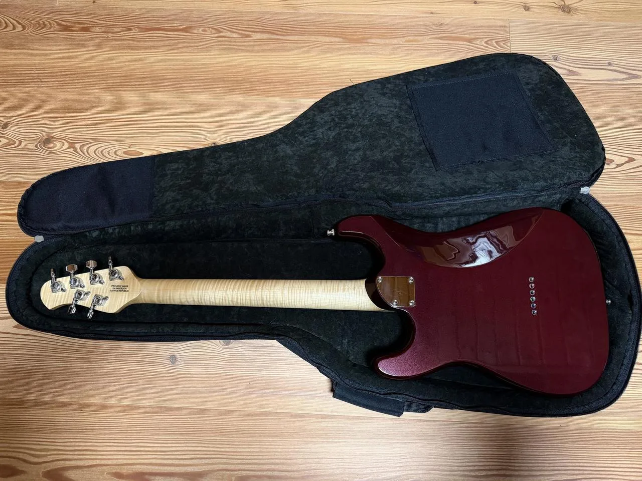 Prodám el.kytaru Grunt strat RedSolitaire - pouze prodej