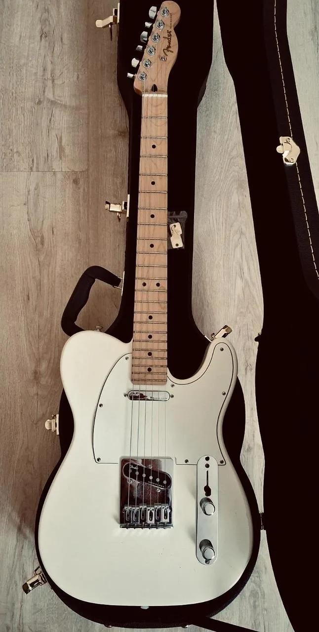 Fender Player Telecaster + Noiseless pikups