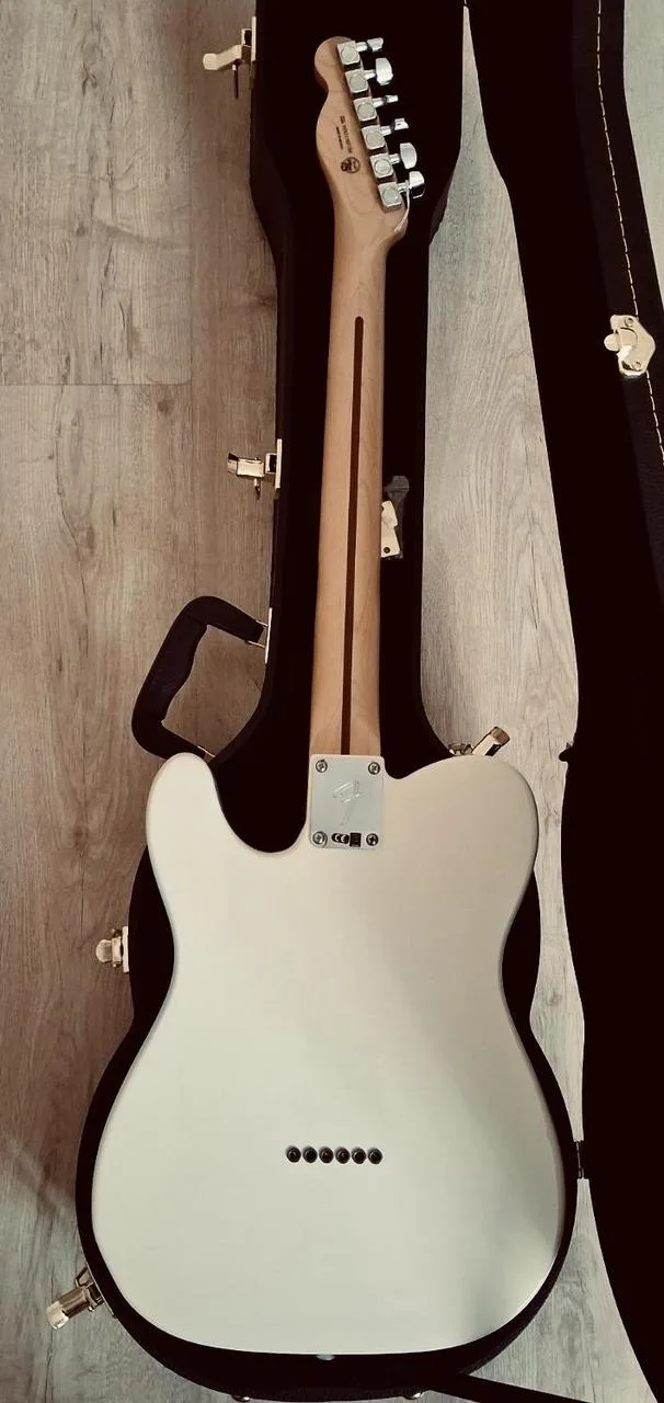 Fender Player Telecaster + Noiseless pikups