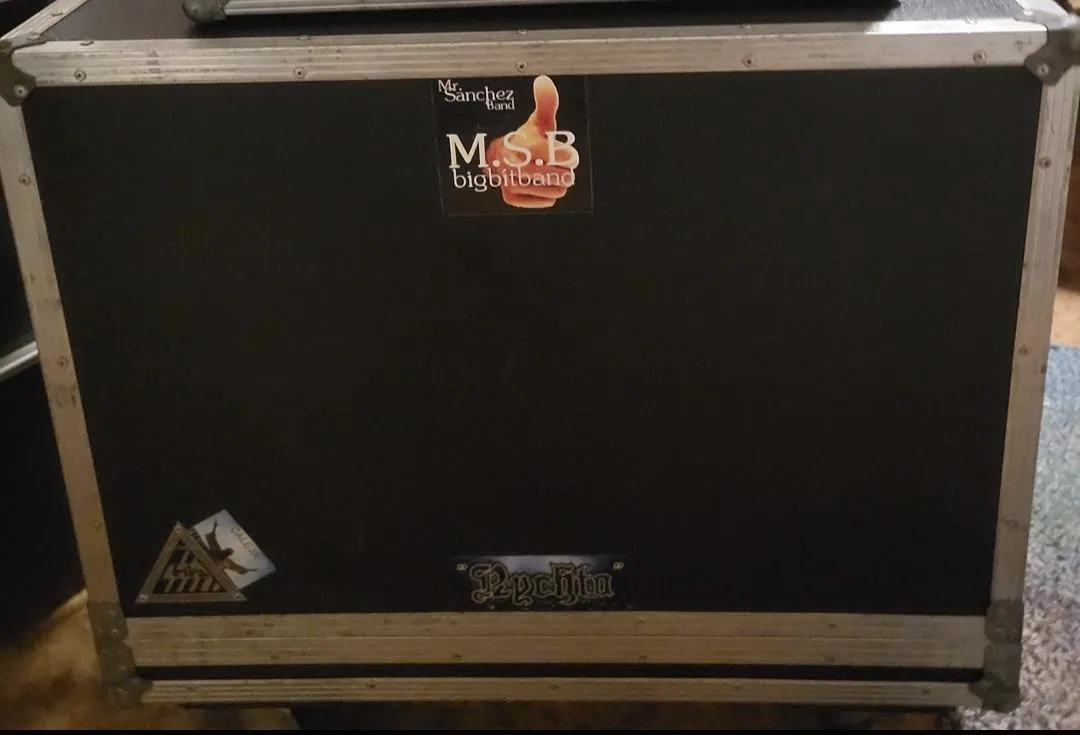 MARSHALL 2×12 i s přepravním casem 11.000kč