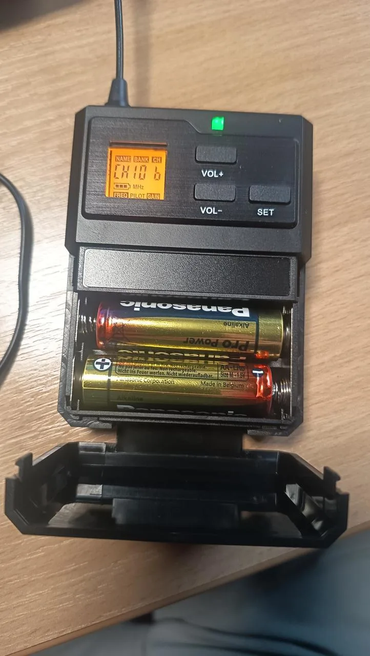 Bezdrátový náhlavní mikrofon Tonor UHF