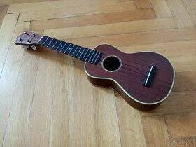 Sopranové ukulele masivní mahagon