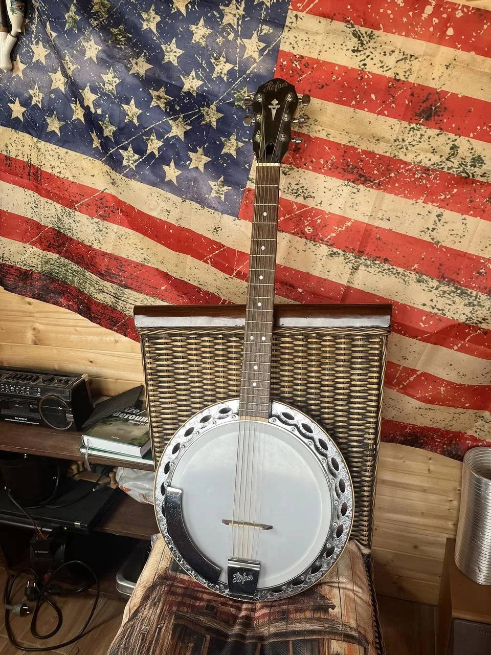 Šestistrunné banjo Höfner 70. léta