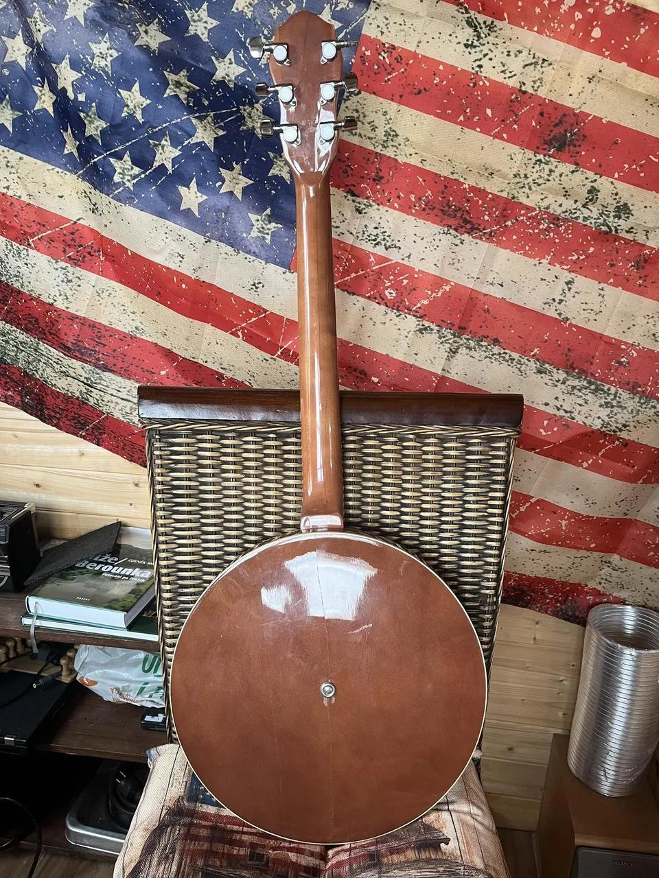 Šestistrunné banjo Höfner 70. léta