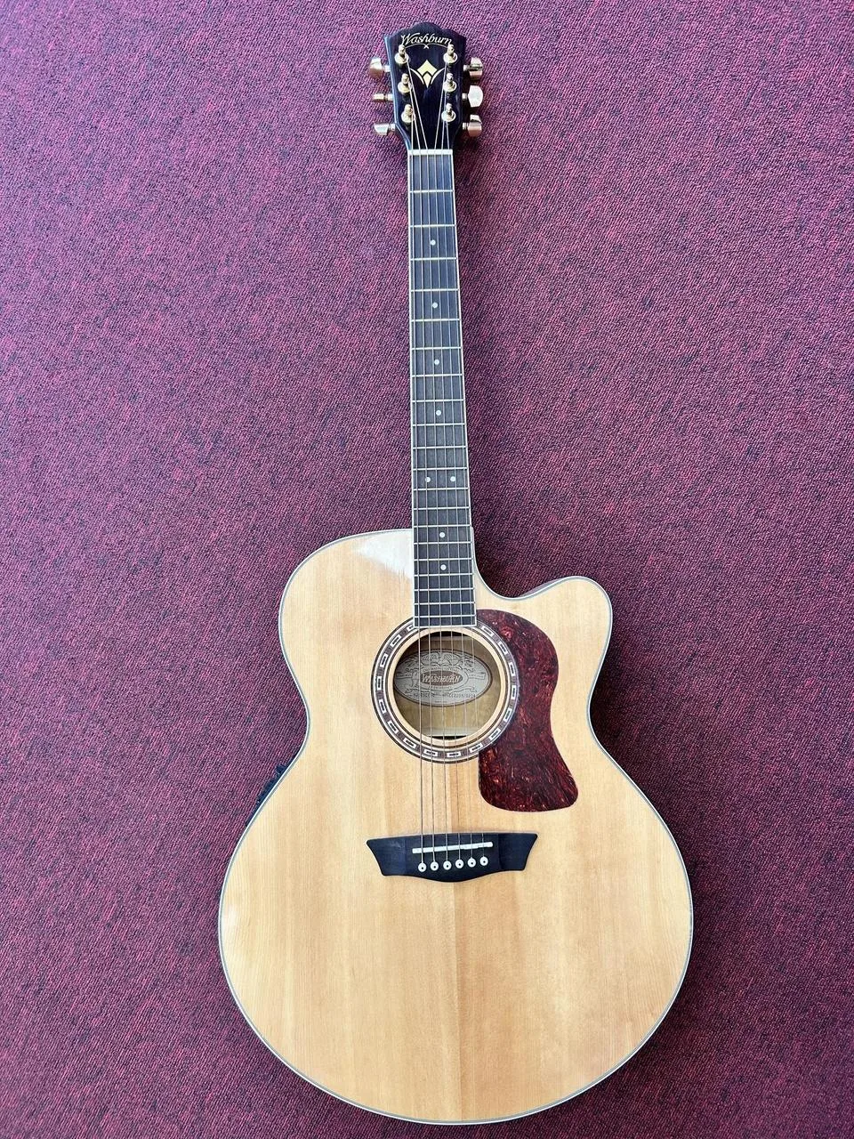 Washburn Superjumbo HJ 40SCE-O