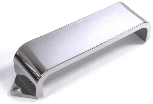 Kryt snímače Rickenbacker a kryt struníku Fender Precision