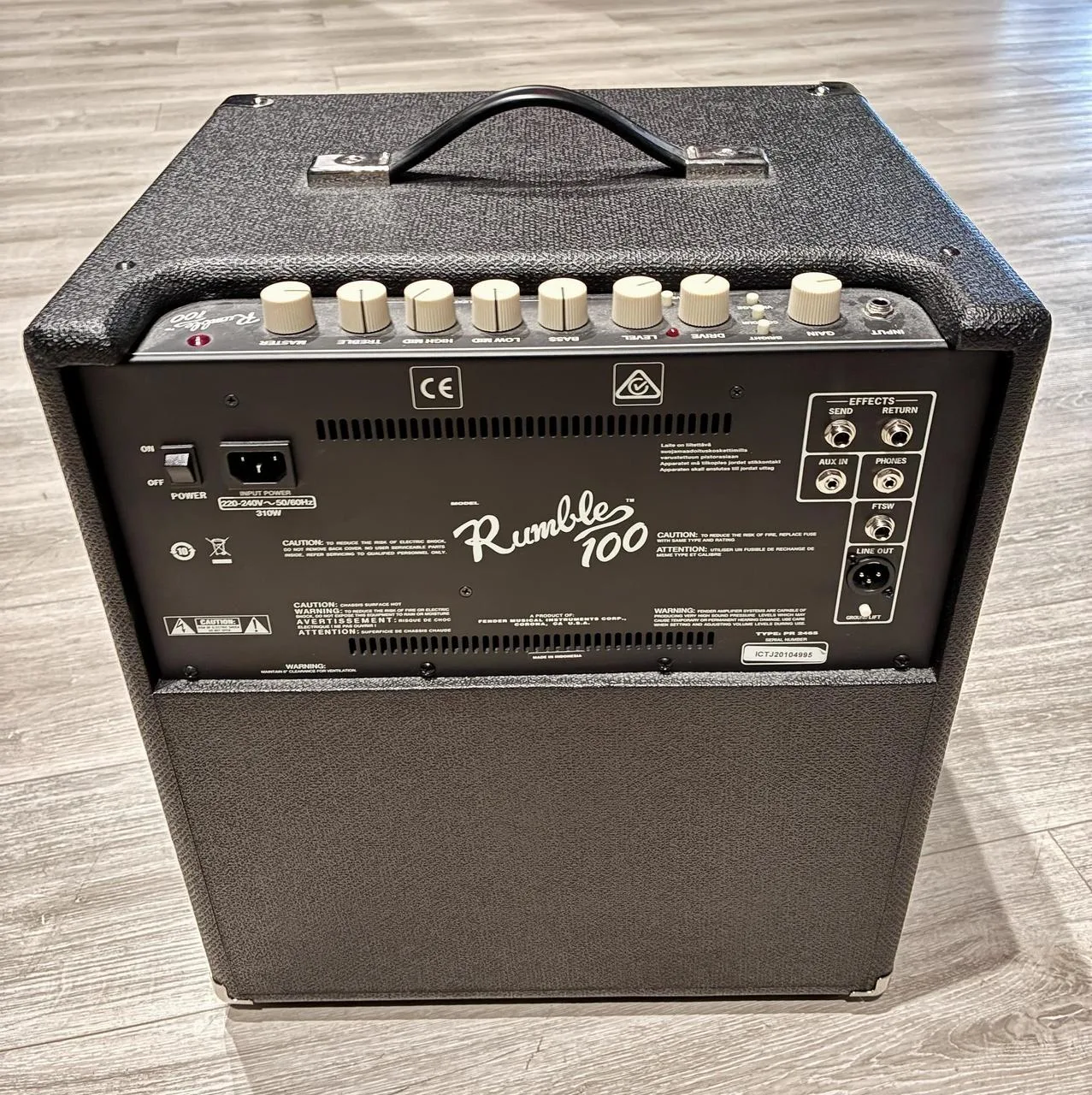 Fender Rumble 100 V3