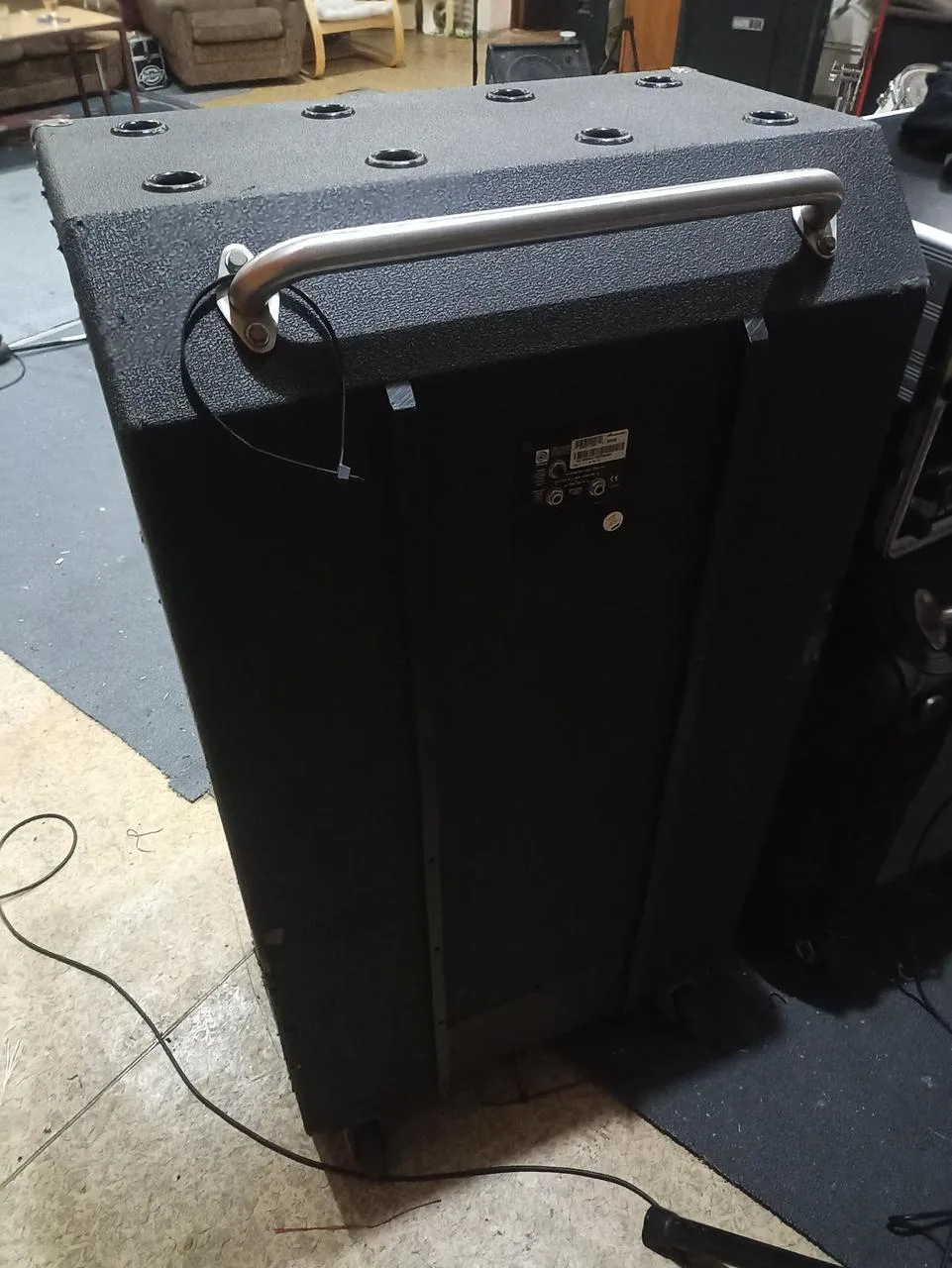 Ampeg 810 USA rezervace