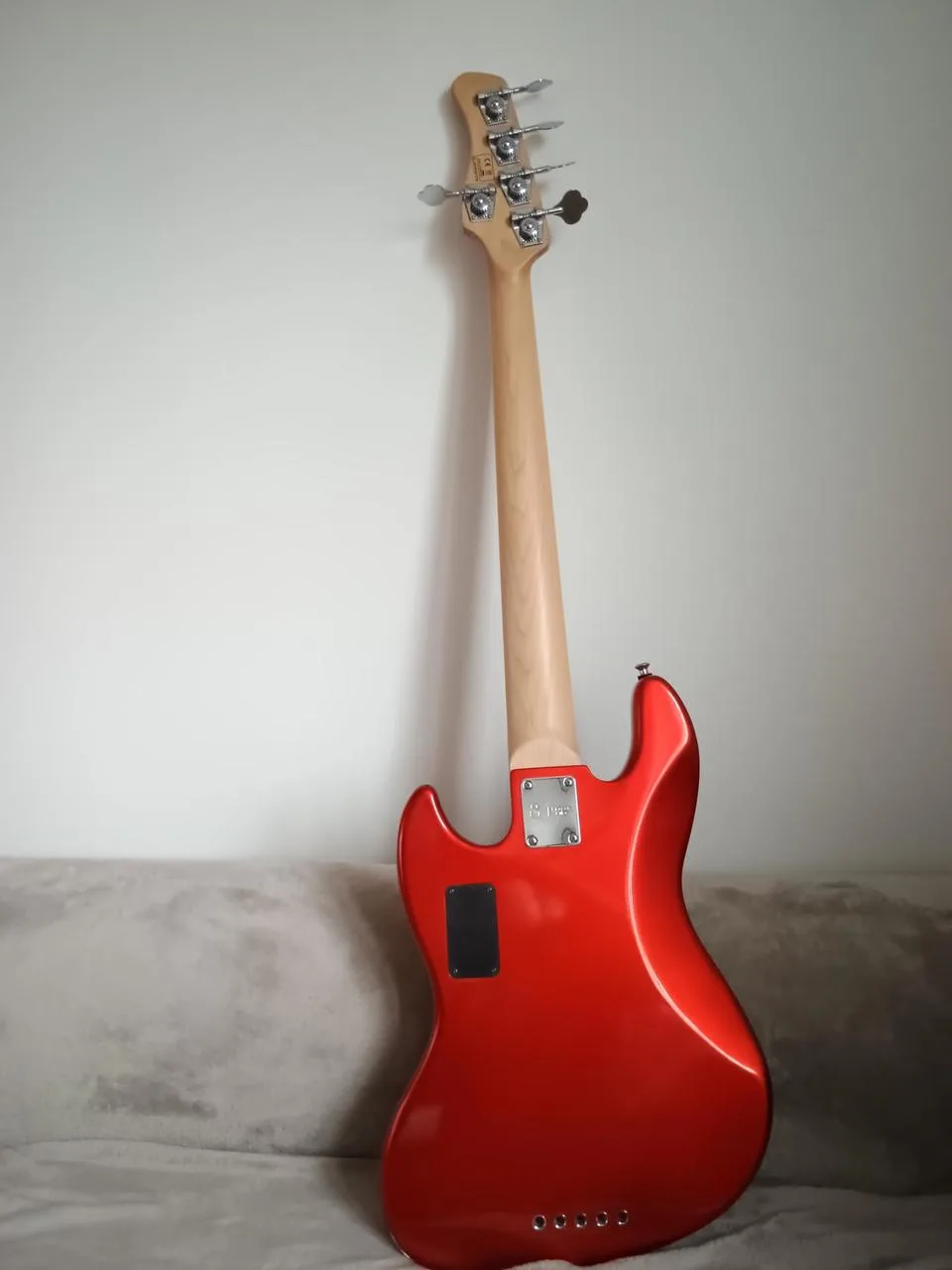 Sire Marcus Miller V7 2nd Gen - 5 strunný jazz bass