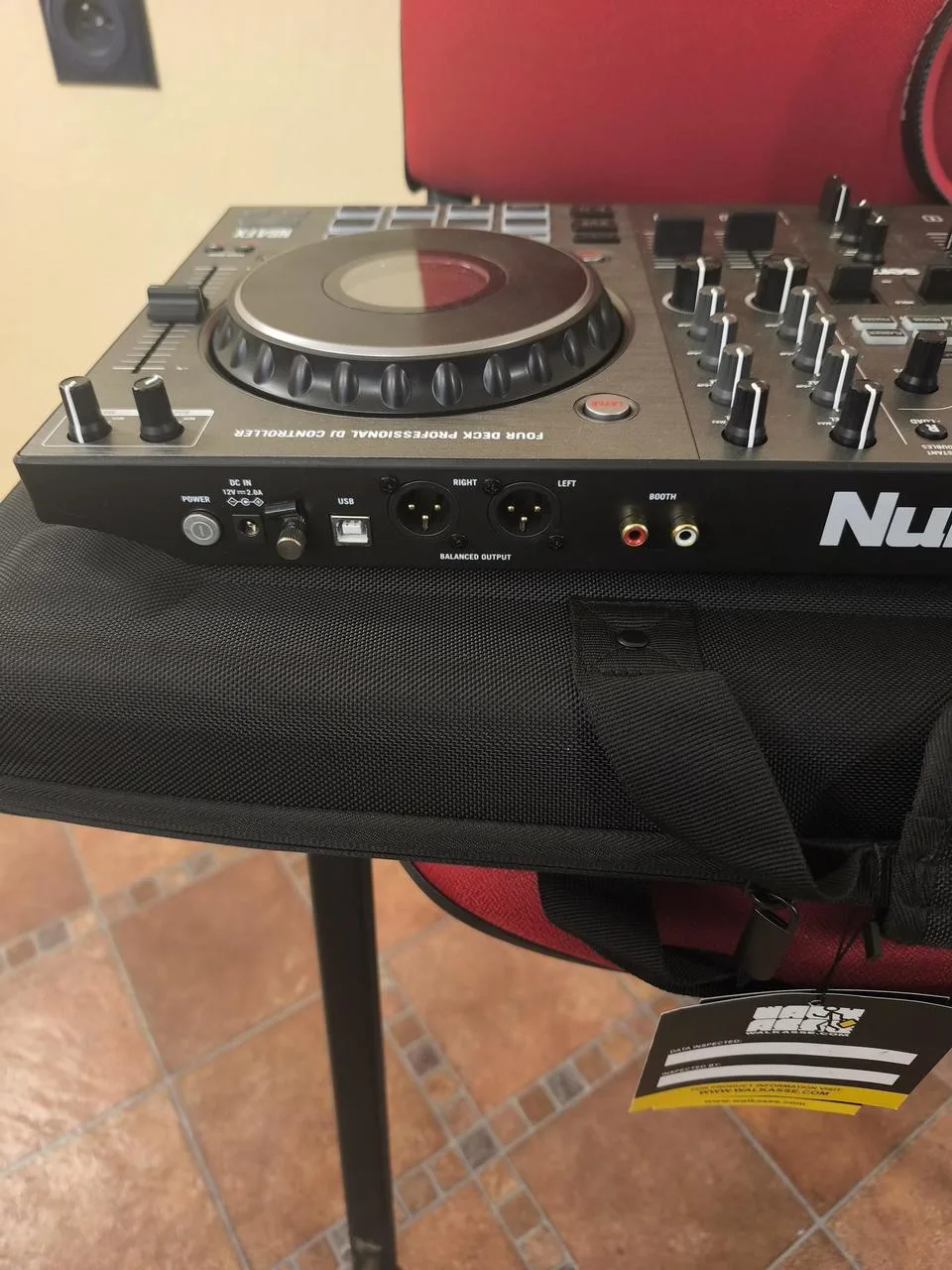 Numark NS4FX