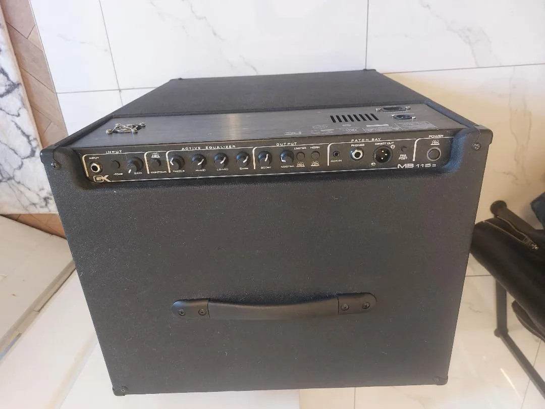 Baskytarové kombo Gallien&Krueger MB115-II, 200W.