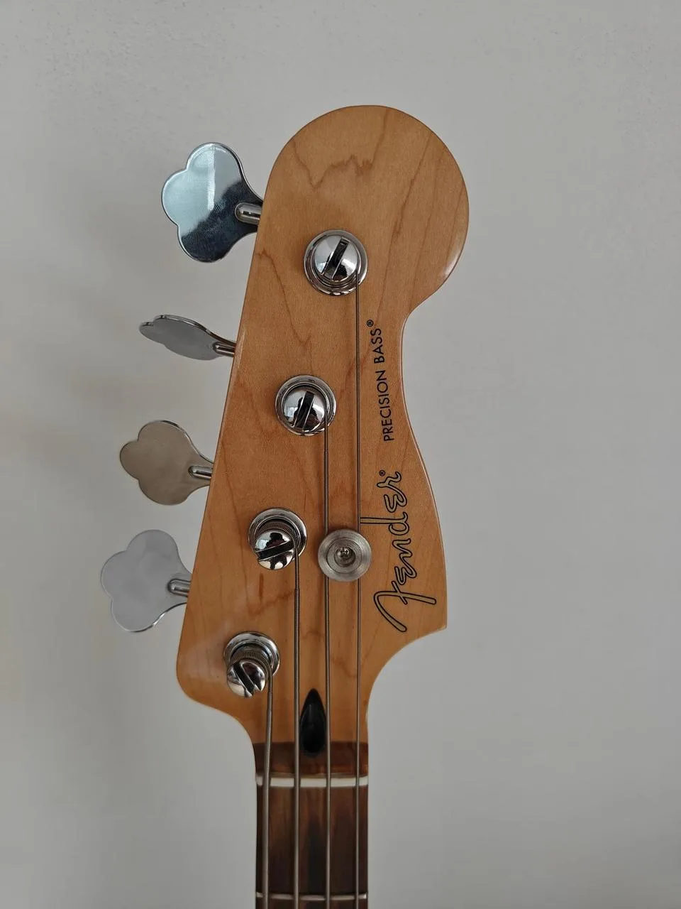 Prodám Fender Precision bass Mexico