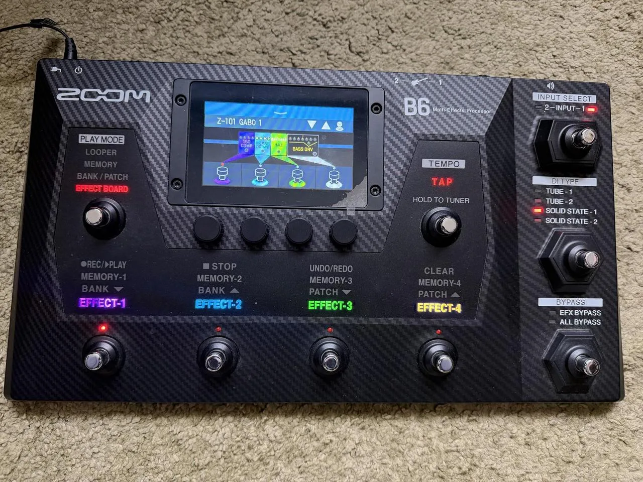 Zoom B6 Basgitarový multiefekt