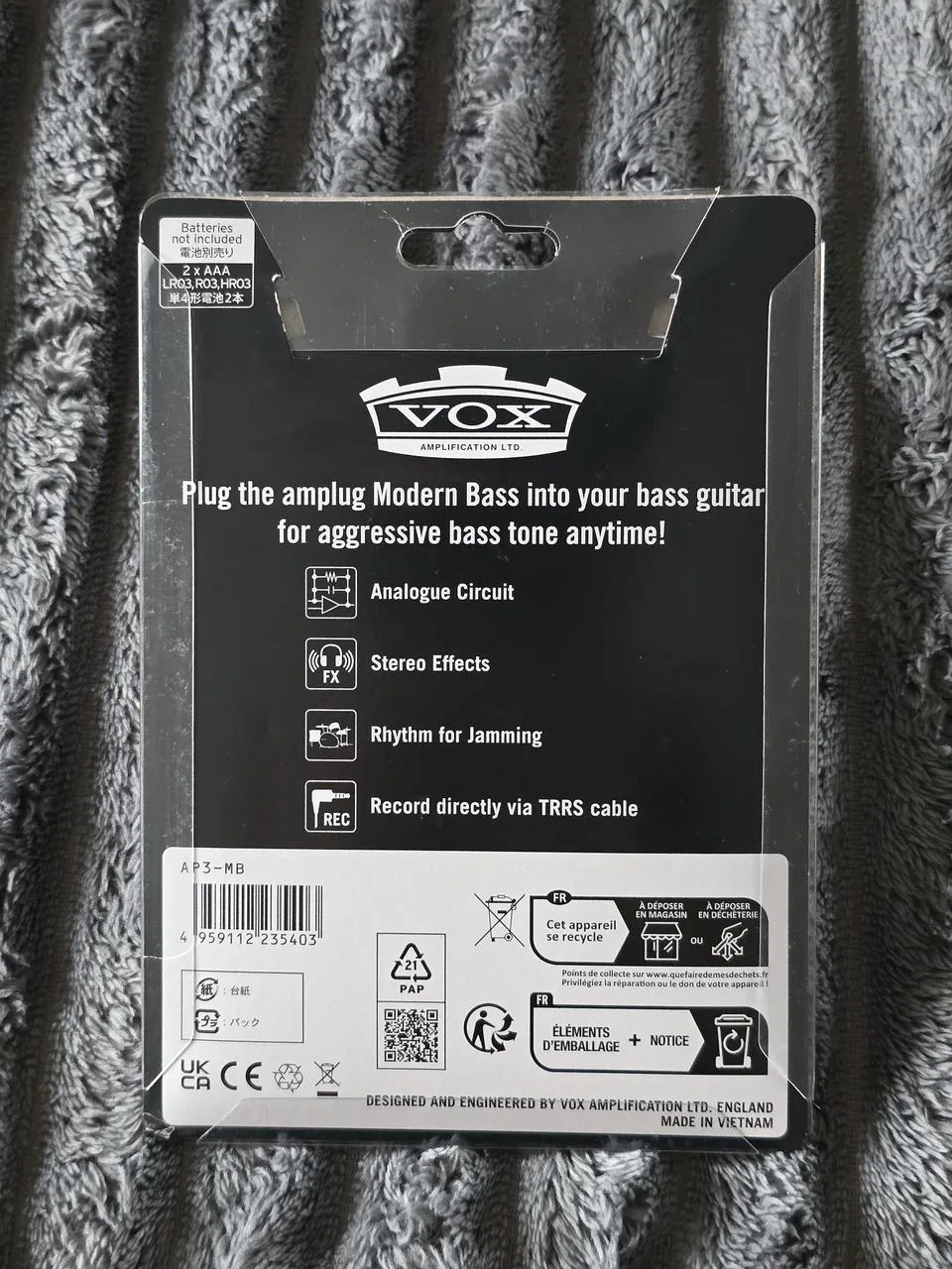 Baskytarový amp- Vox amPlug3
