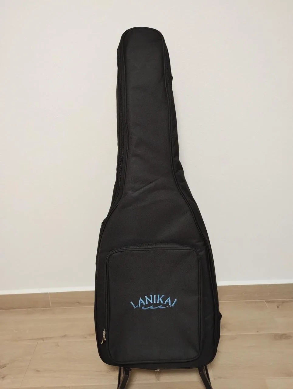 Basové ukulele Lanikai MA-EBU