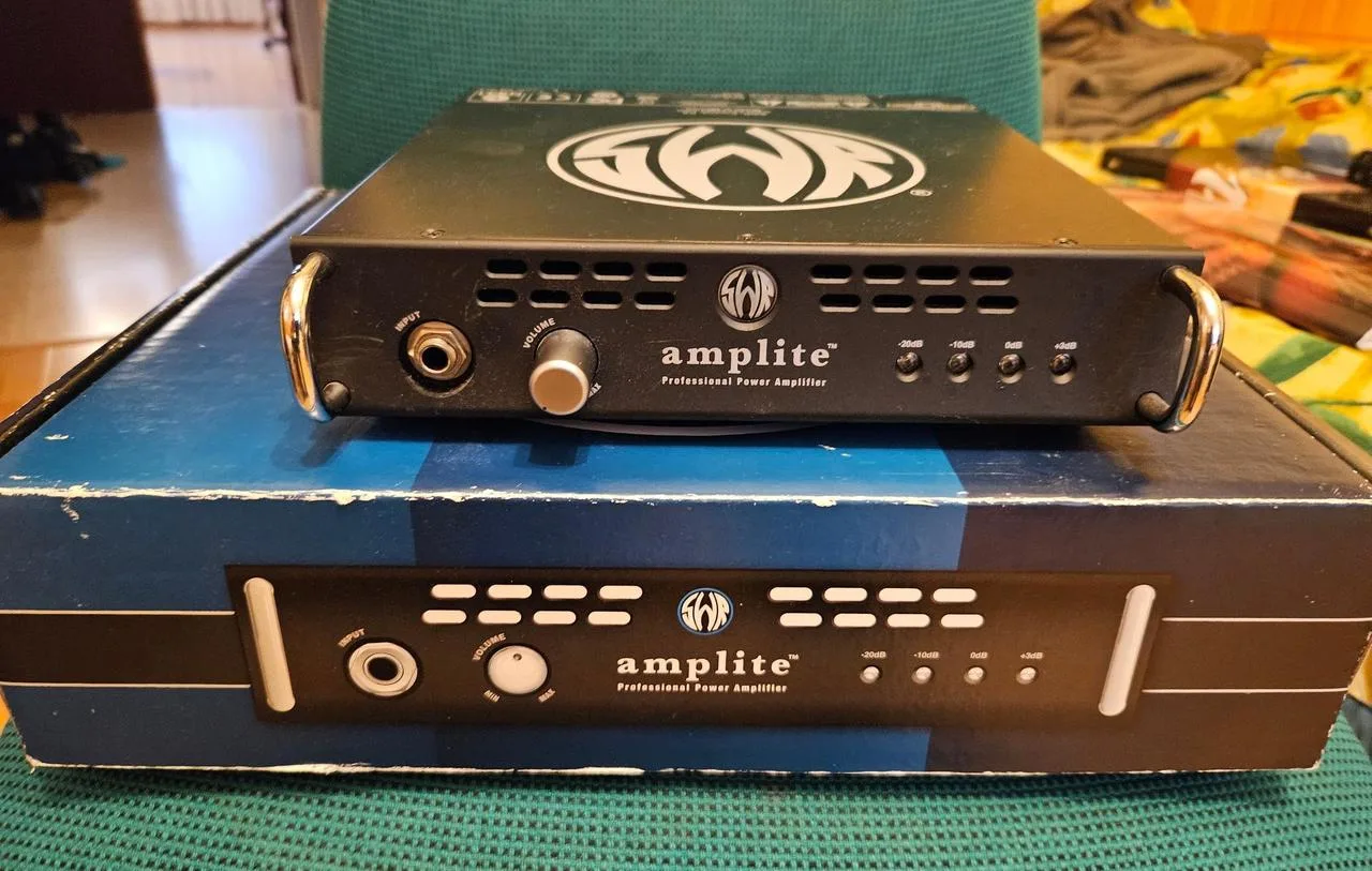 SWR AMPLITE