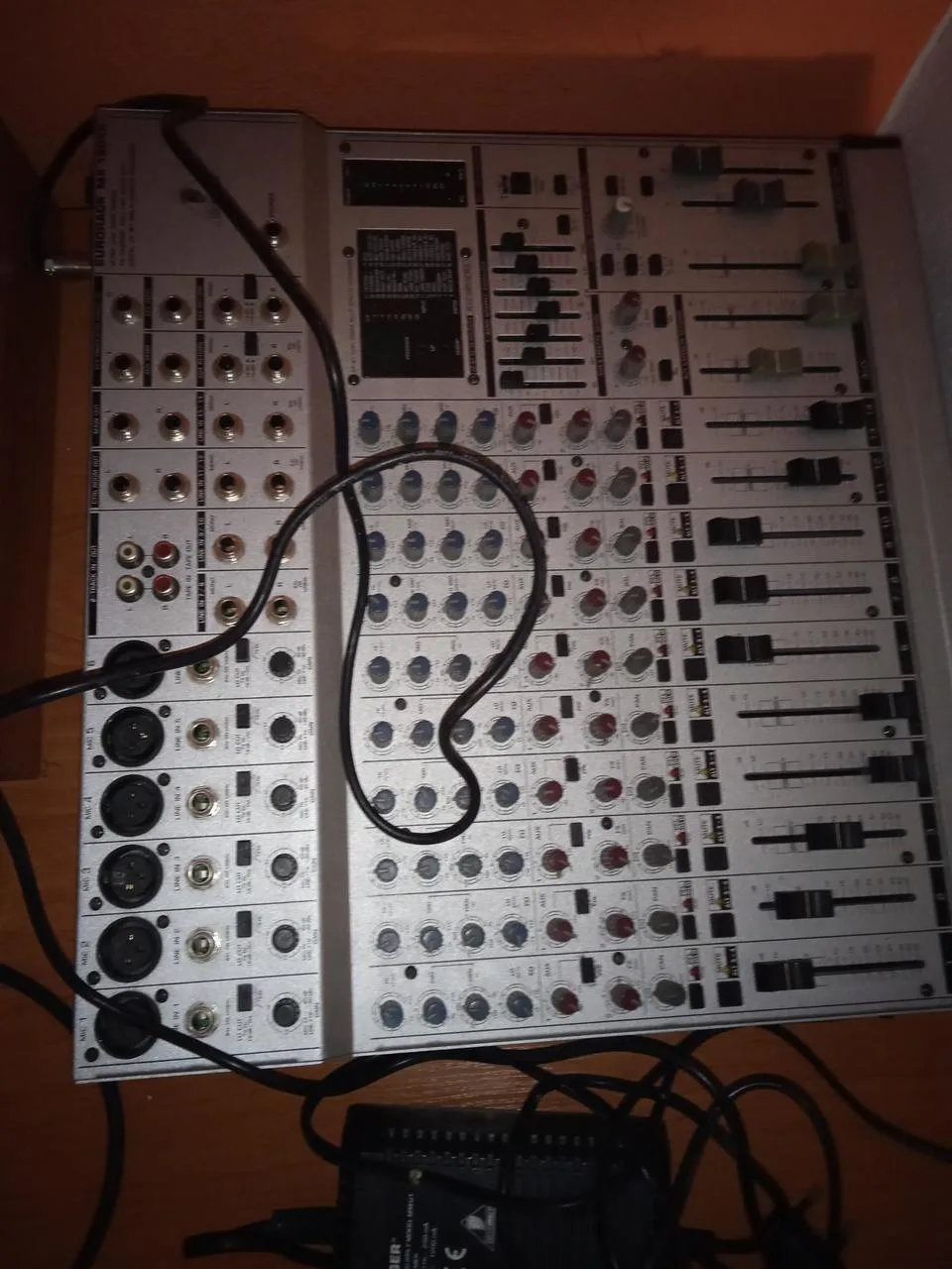 Behringer mx 1804x eurorack