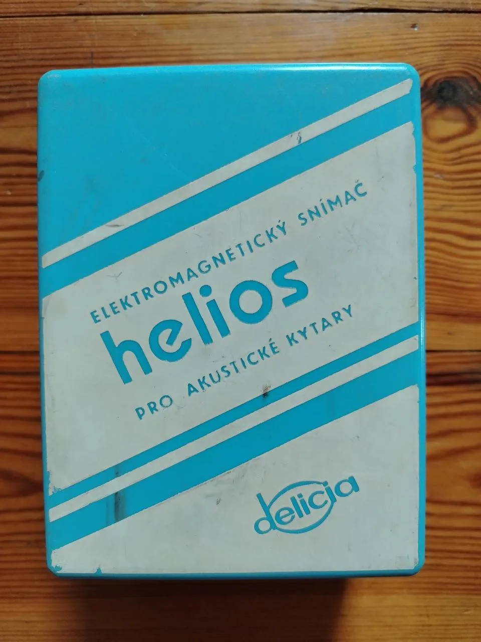 Snímač na akustickou kytaru Helios Delicia