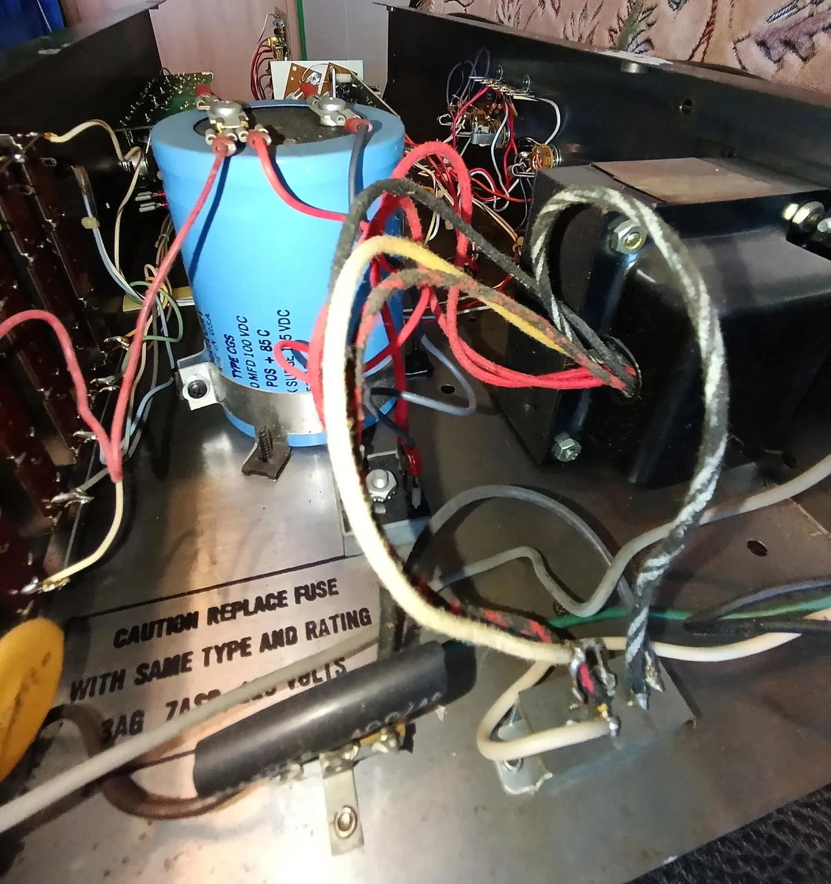 ZOSILOVAČ ACOUSTIC 126  100 W  1981